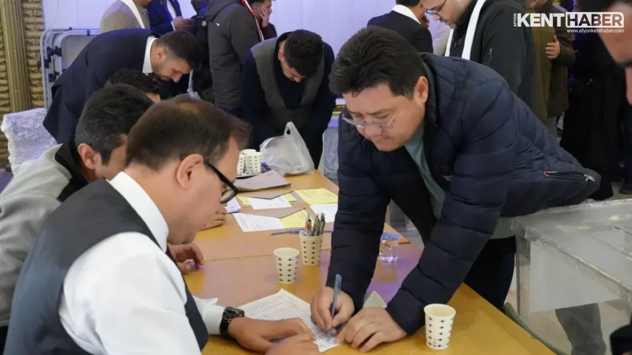 Bolvadin Ticaret ve Sanayi Odası Seçiminde Başkan Aynacı'dan Birlik Vurgusu - Detay Görsel 4