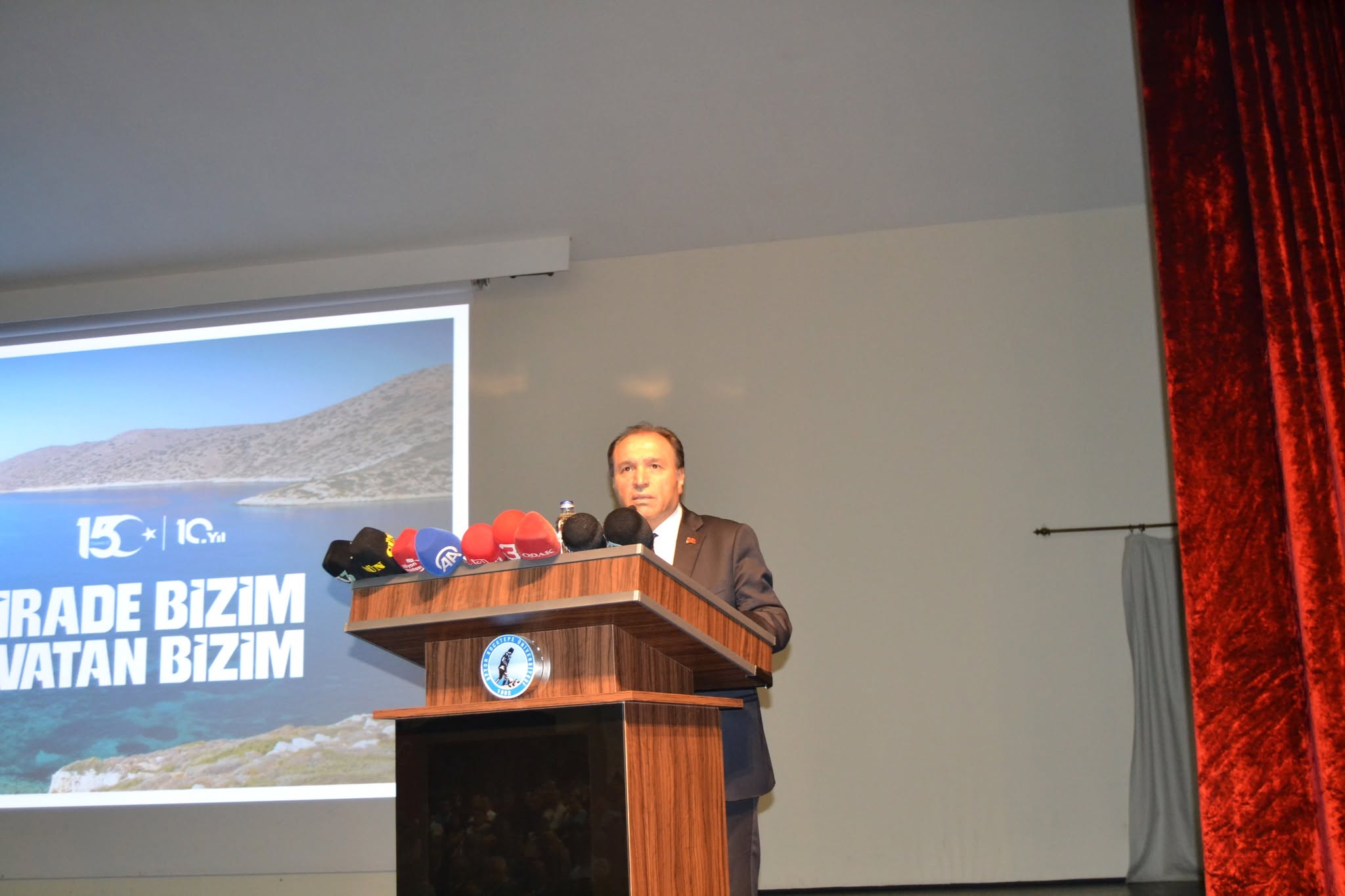 17-25 Aralık’tan 15 Temmuz’a: İhanetin Kronolojisi” Konferansı Düzenlendi - Fotoğraf 4