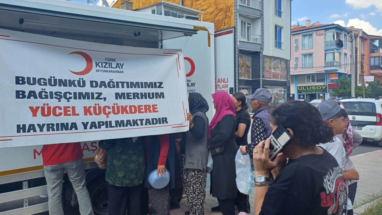Kızılay, Çorba Dağıttı