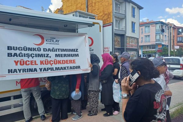 Kızılay, Çorba Dağıttı