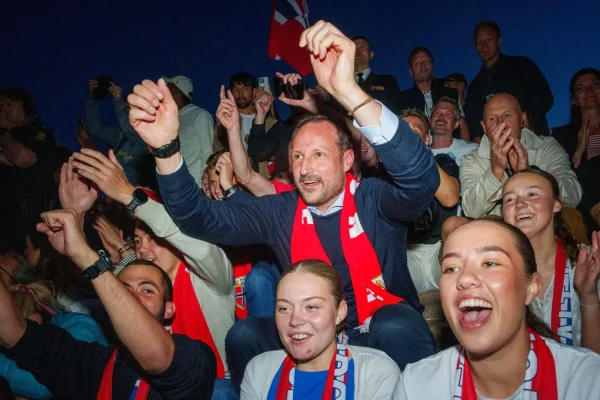 Norveç Veliaht Prensi Haakon: Modern Monarşi ve Ailevi Mücadeleler