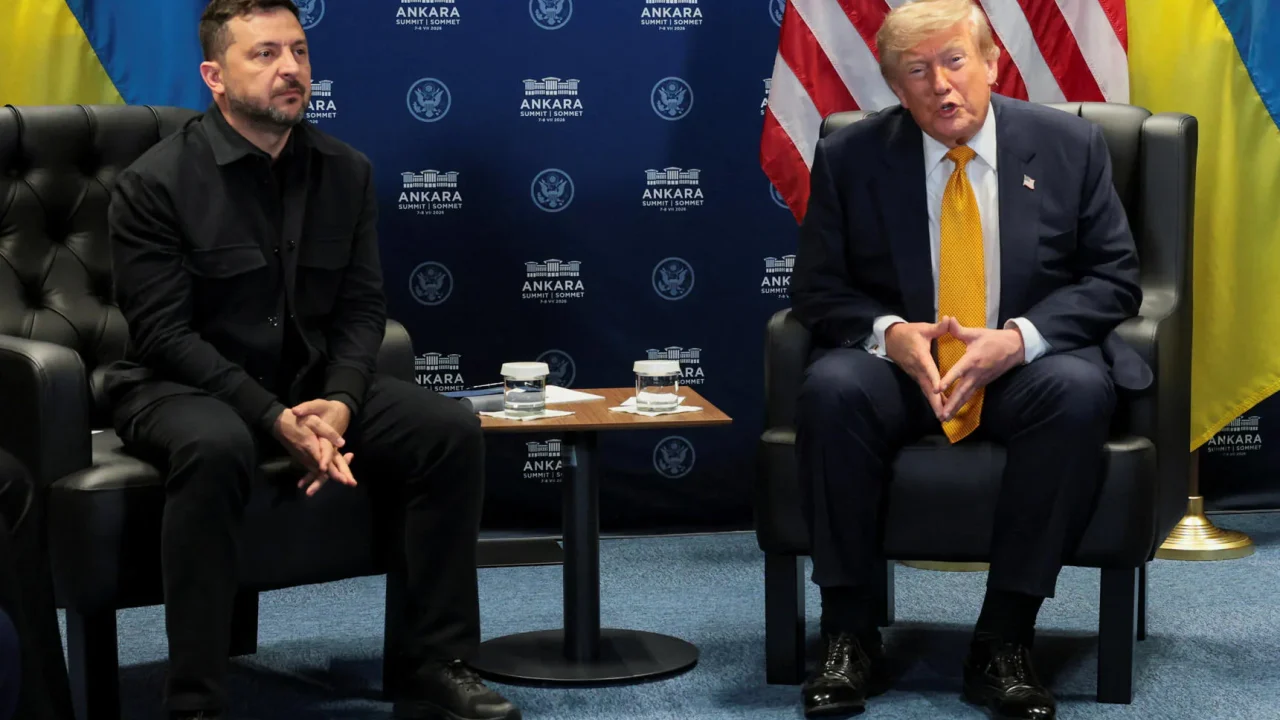 Trump'tan Dünyayı Sarsacak Kararlar: Suriye Listeden Çıkarılıyor, İran'a Operasyon