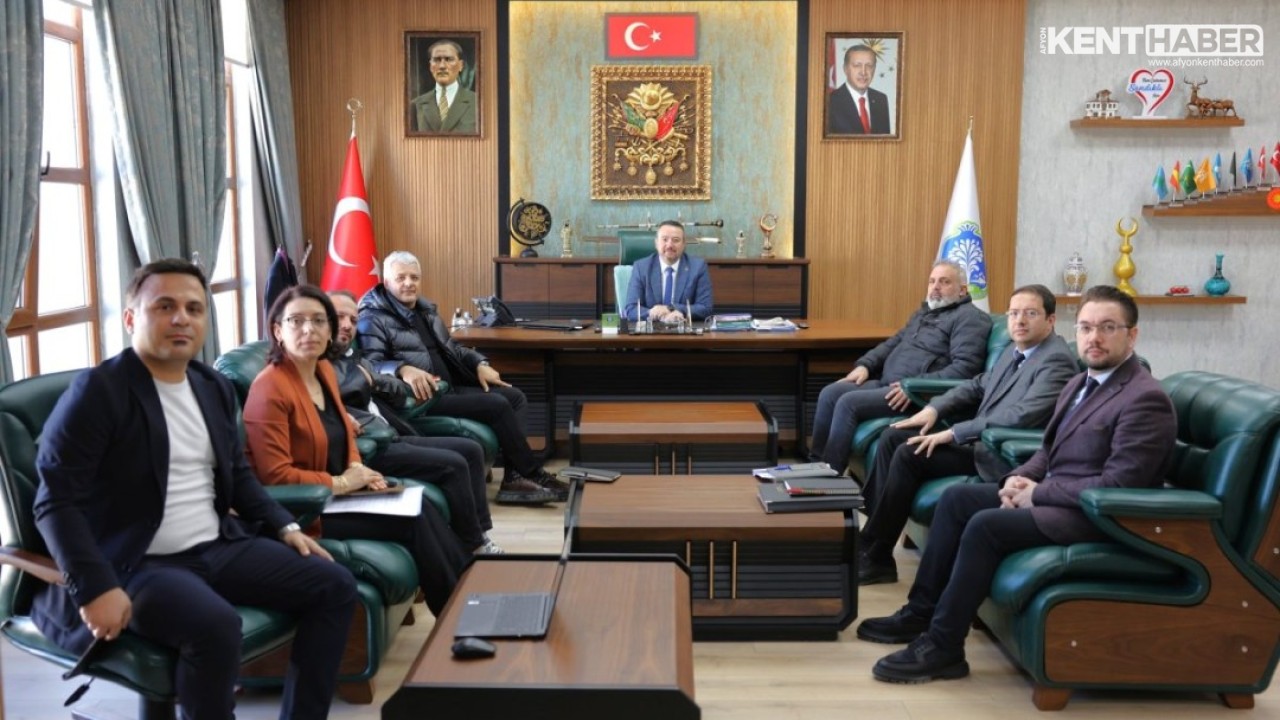 Afyonkarahisar Çevre Hizmetler Birliği Müdürü Ercan Özcan’dan Başkan Öztaş’a Ziyaret