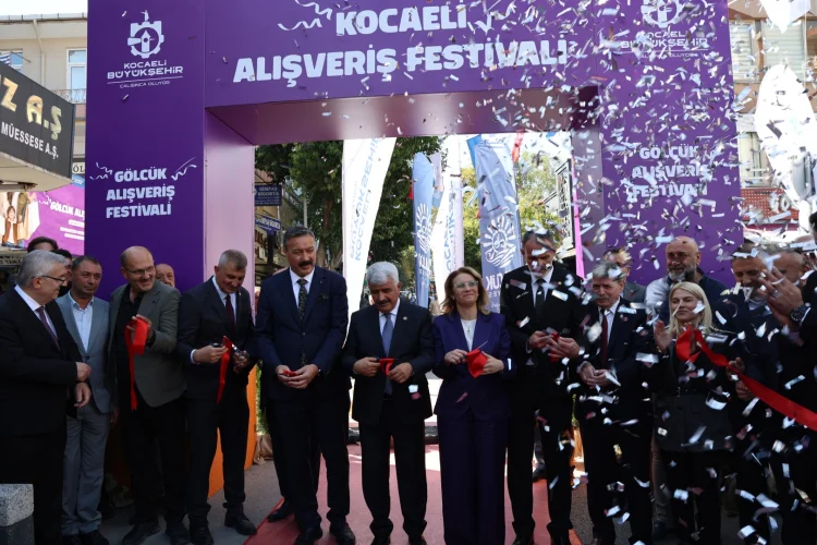 Gölcük Alışveriş Festivali Esnafa Can Suyu Oldu ve Ticareti Harekete Geçirdi - Detay Görsel 2