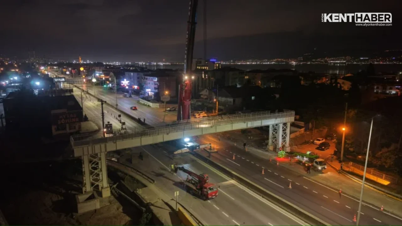 Kocaeli'de Dev Operasyon: 80 Tonluk Çelik Tabliye Gece Yarısı Yerine Monte Edildi - Detay Görsel 2