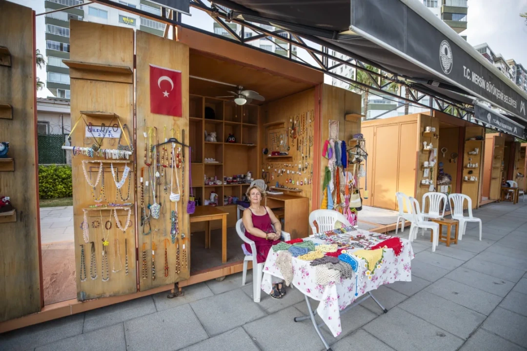 Mersinli Üretici Kadınların El Emeği Ekonomik Güce Dönüşüyor