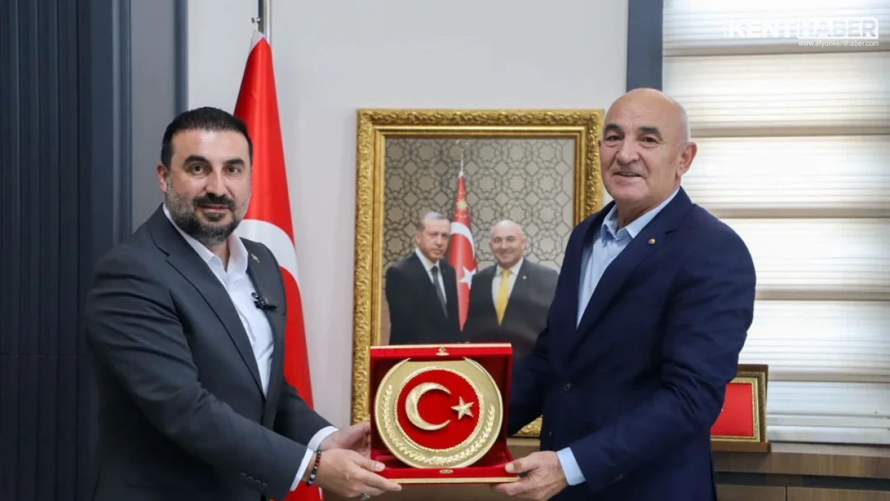 AK Parti Afyonkarahisar İl Başkanlığı'ndan Ticaret Borsası'na Tebrik Ziyareti - Detay Görsel 3
