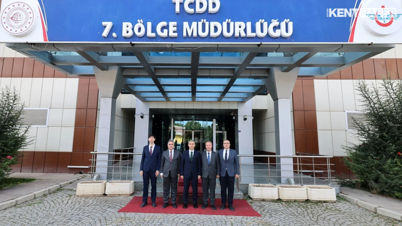 Vali Dr. Naci Aktaş’tan Kritik Demiryolu Ziyareti ve 24 Saatlik Kontrol İncelemesi