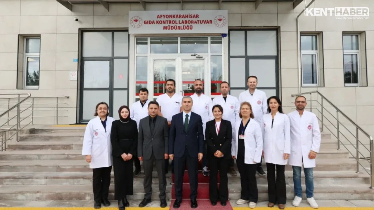 Afyonkarahisar Valisi Dr. Naci Aktaş Kentteki Kurum Müdürlerini Kabul Etti - Detay Görsel 1