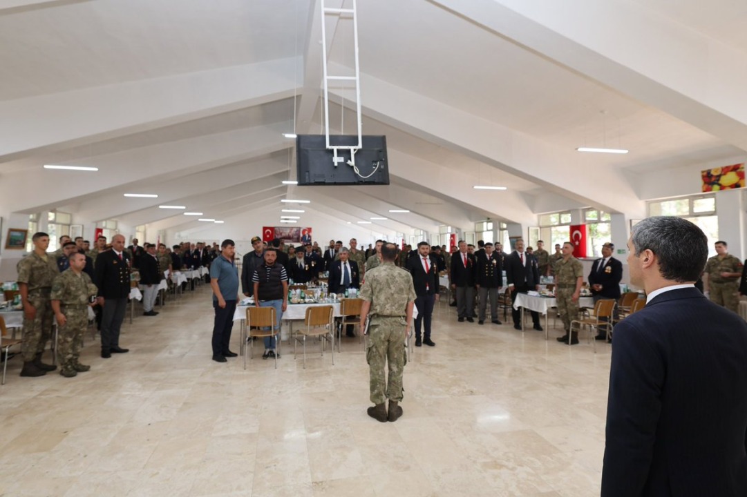 Vali Dr. Naci Aktaş Gaziler Günü Programında Kahraman Mehmetçikler ve Gazilerle Buluştu