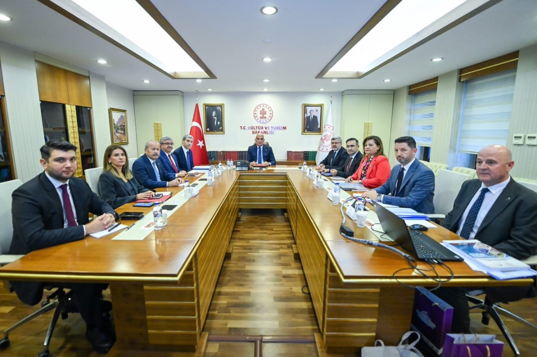 Afyonkarahisar Heyetinden Kültür ve Turizm Bakanı Ersoy’a Kapsamlı Proje Ziyareti