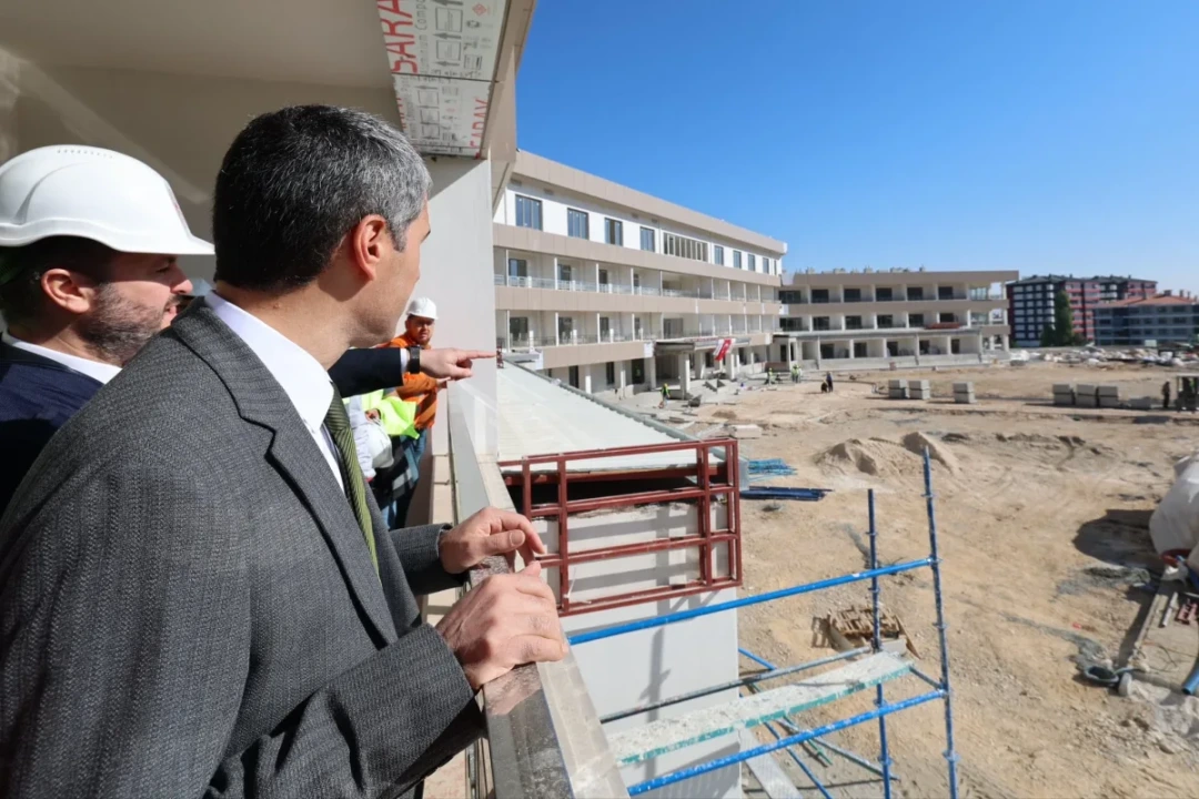 Afyonkarahisar Valisi Dr. Naci Aktaş'tan Devam Eden Yatırımlara Yakın Takip - Detay Görsel 2