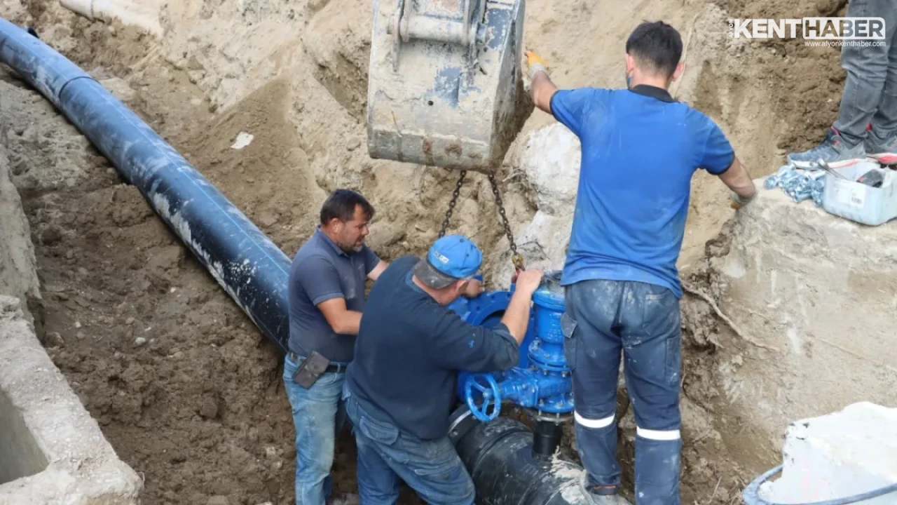 İscehisar’da 30 Yıllık İçme Suyu Ana Hattı Yenilendi