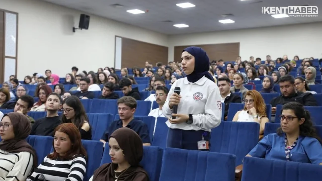 AFSÜ Rektörü Prof. Dr. Adem Aslan Öğrencilerle Buluştu: Karar Süreçlerinde Aktif Katılım Vurgusu - Detay Görsel 2