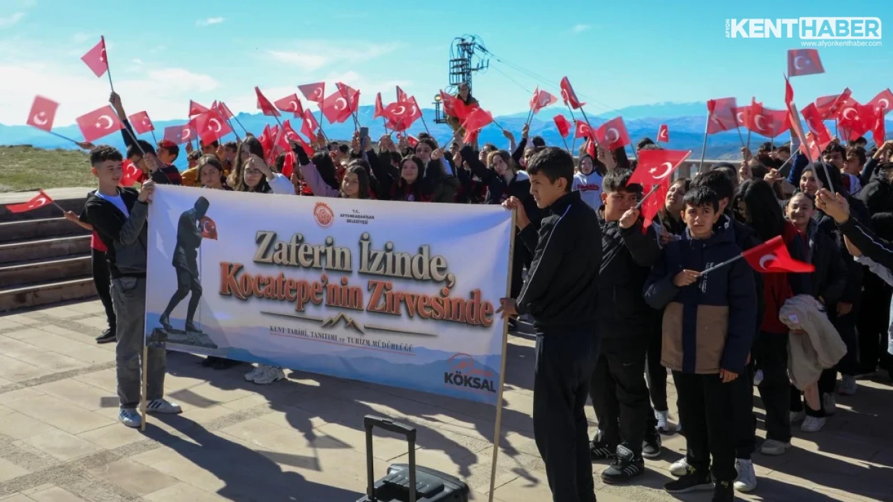 Afyonkarahisar Belediyesi'nden Öğrenciler İçin Zaferin İzinde Kocatepe Ziyareti - Detay Görsel 3
