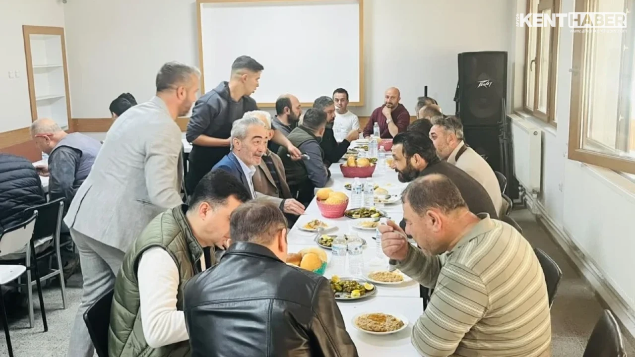 Afyonkarahisar Esnafından Birlik ve Beraberlik Kahvaltısı: Oda Başkanları Aynı Masada Buluştu - Detay Görsel 2
