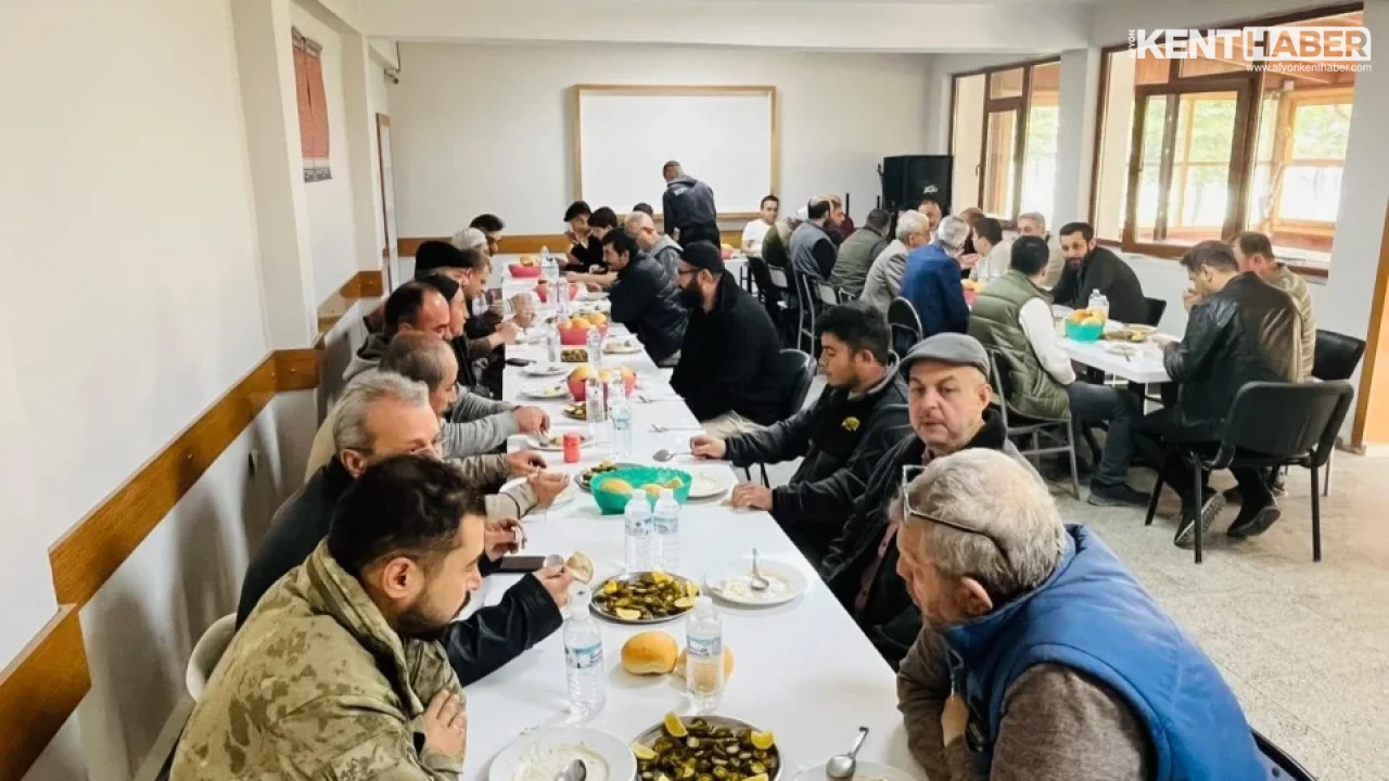 Afyonkarahisar Esnafından Birlik ve Beraberlik Kahvaltısı: Oda Başkanları Aynı Masada Buluştu - Detay Görsel 5