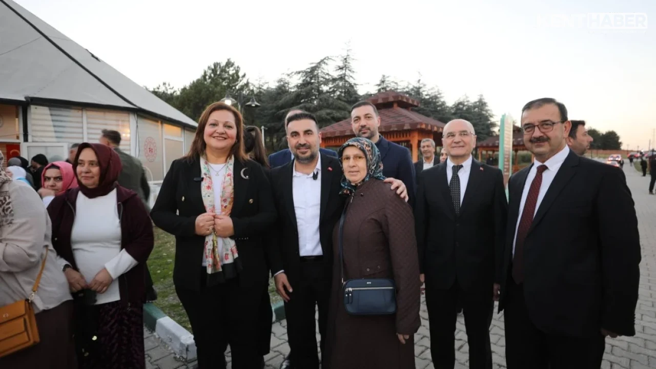 Bakan Mahinur Özdemir Göktaş Sultandağı'ndaki Anne-Kız Kampı'na Katıldı - Detay Görsel 1