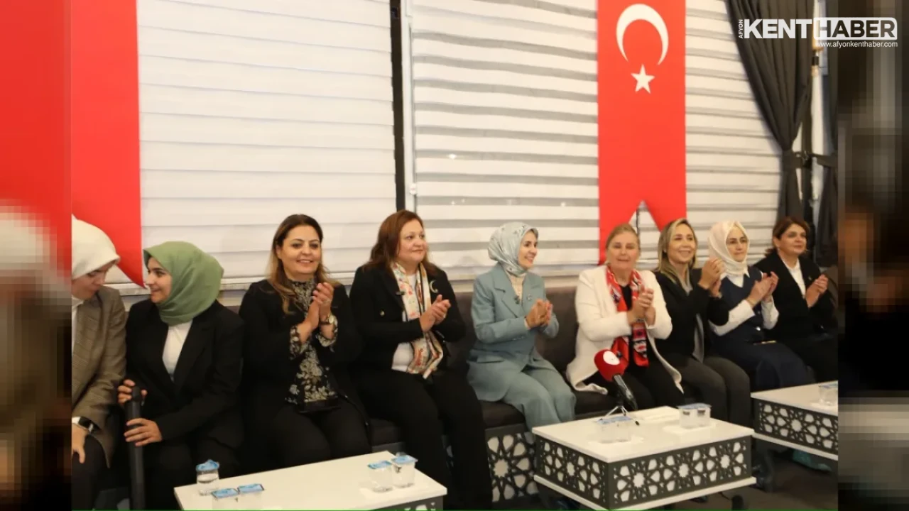 Başkan Burcu Köksal ve Bakan Mahinur Özdemir Göktaş Sultandağı’ndaki Anne-Kız Kampı’na Katıldı