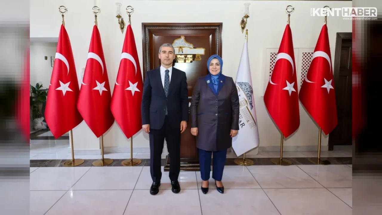 AK Parti Heyetinden Afyonkarahisar Valisi Dr. Naci Aktaş’a Makamında Ziyaret