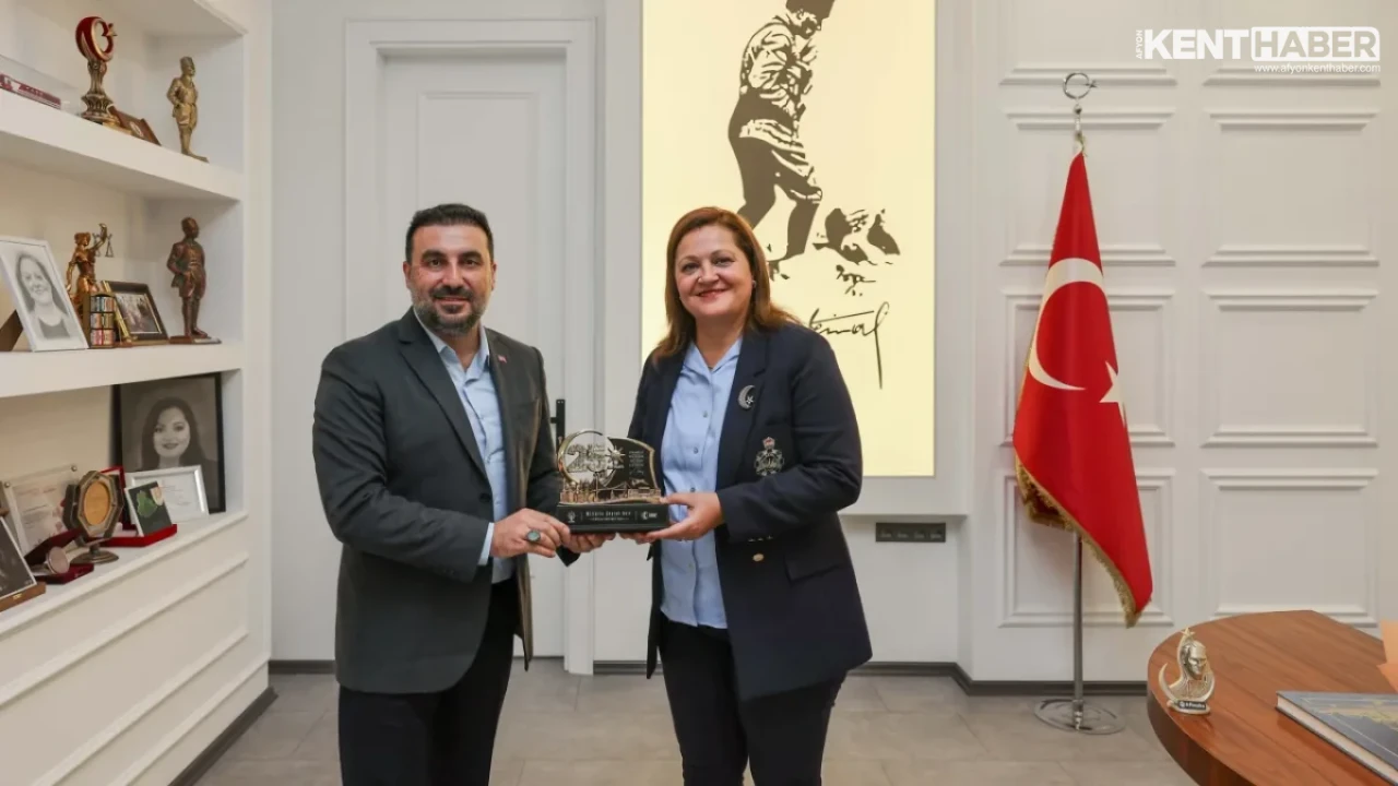 AK Parti İl Başkanımız Dr. Özgür Kavak, İl Başkan Yardımcılarımız Fatih Beder ve Eyüp…