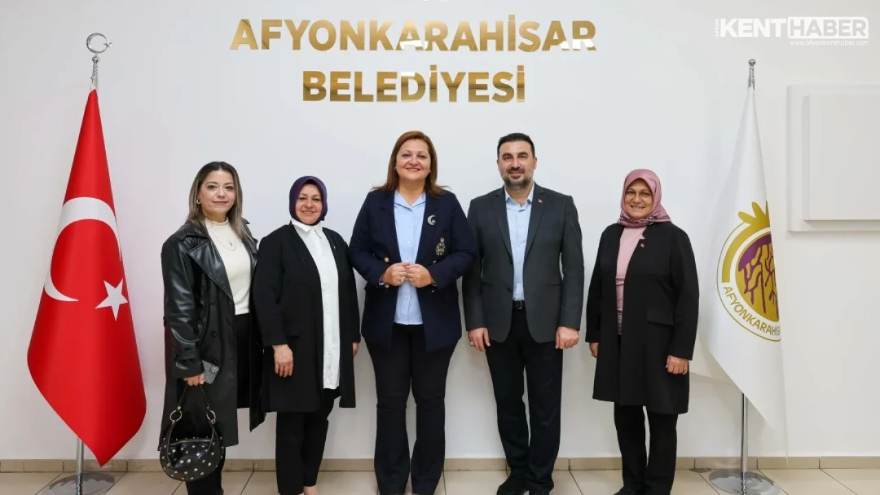 AK Parti İl Başkanımız Dr. Özgür Kavak, İl Başkan Yardımcılarımız Fatih Beder ve Eyüp... - Görsel 3
