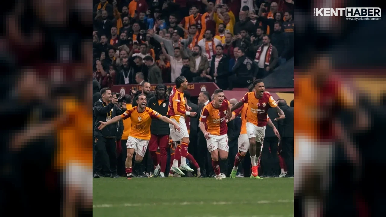 Galatasaray Spor Kulübü: Galatasaray Mutluluktur