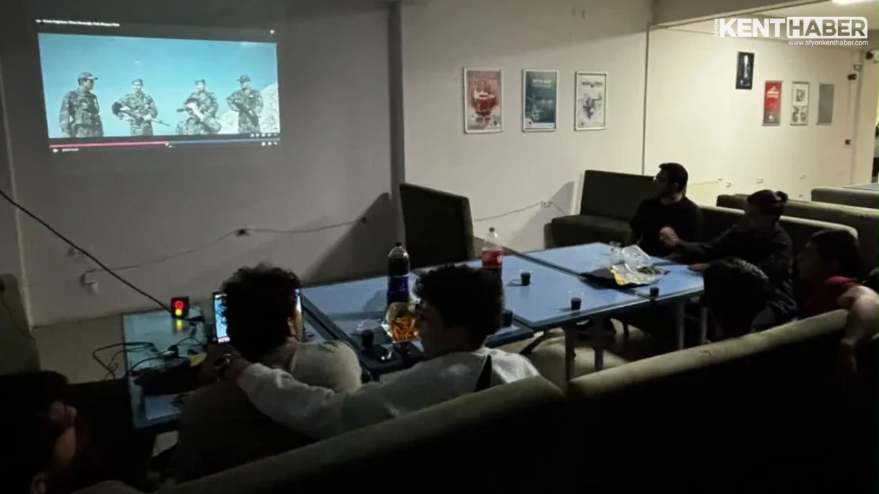 Afyonkarahisar Bayat Yurdu’nda Düzenlenen Sinema Etkinliğinde Duygu Dolu Anlar