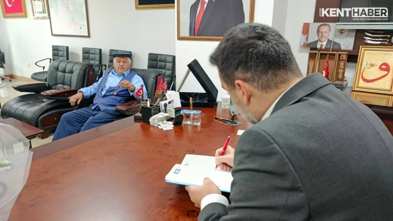 AK Parti Afyonkarahisar İl Başkanlığı Şehit Babası Sabri Oymak'ı Ağırladı - Detay Görsel 2