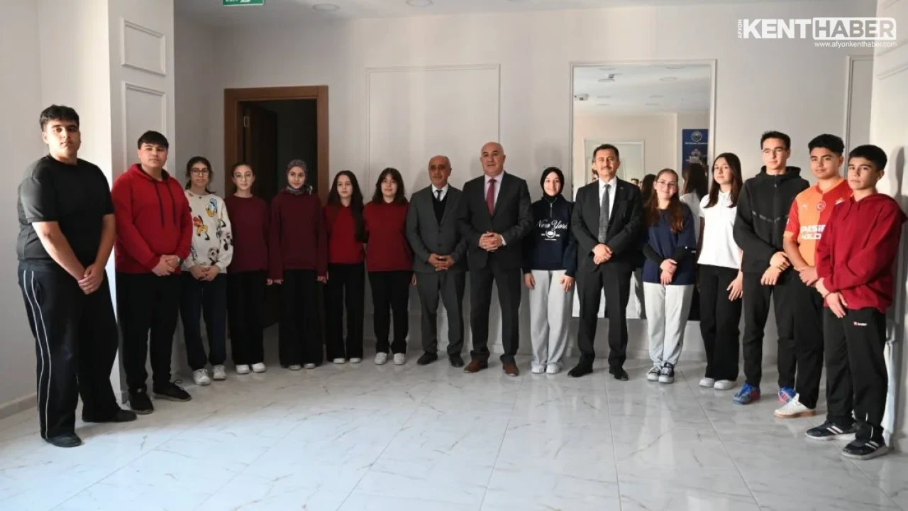 Emirdağ'da Cumhuriyet ve Atatürk Konulu Anlamlı Konferans düzenlenecek - Detay Görsel 1