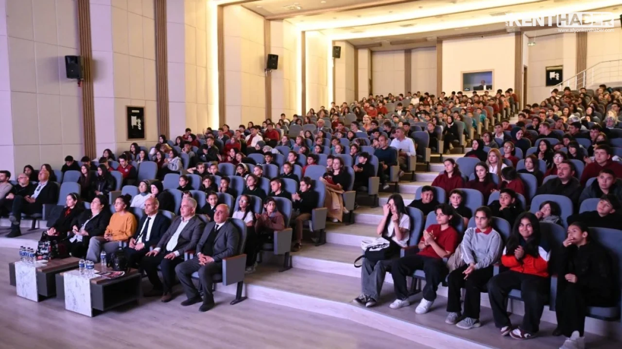 Emirdağ'da Cumhuriyet ve Atatürk Konulu Anlamlı Konferans düzenlenecek - Detay Görsel 2