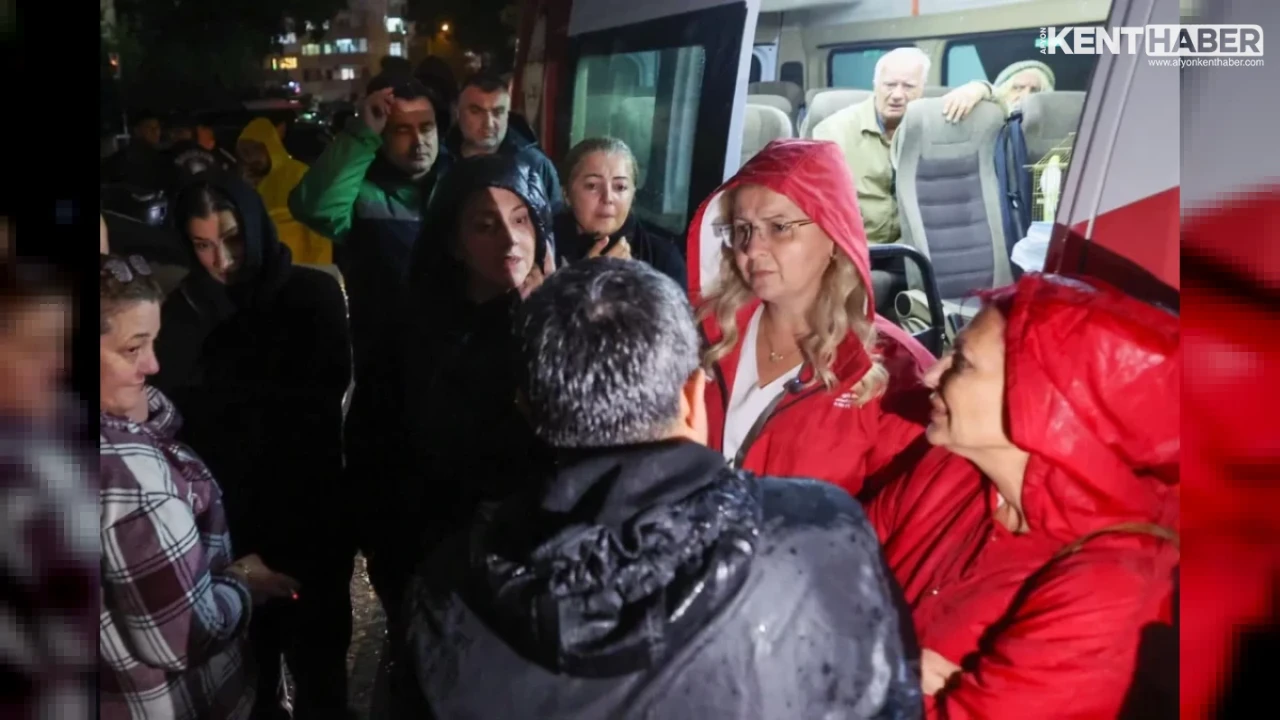 Bakırköy Belediyesi Yoğun Yağış Karşısında 24 Saat Kesintisiz Teyakkuzda Kaldı