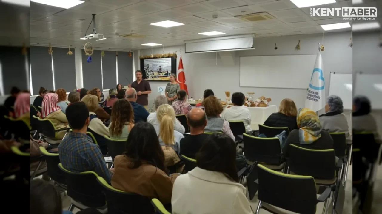 Balıkesir’de Geleneksel Lezzet Seferberliği: Ekşi Mayalı Ekmek Atölyesine Vatandaşlardan Yoğun İlgi