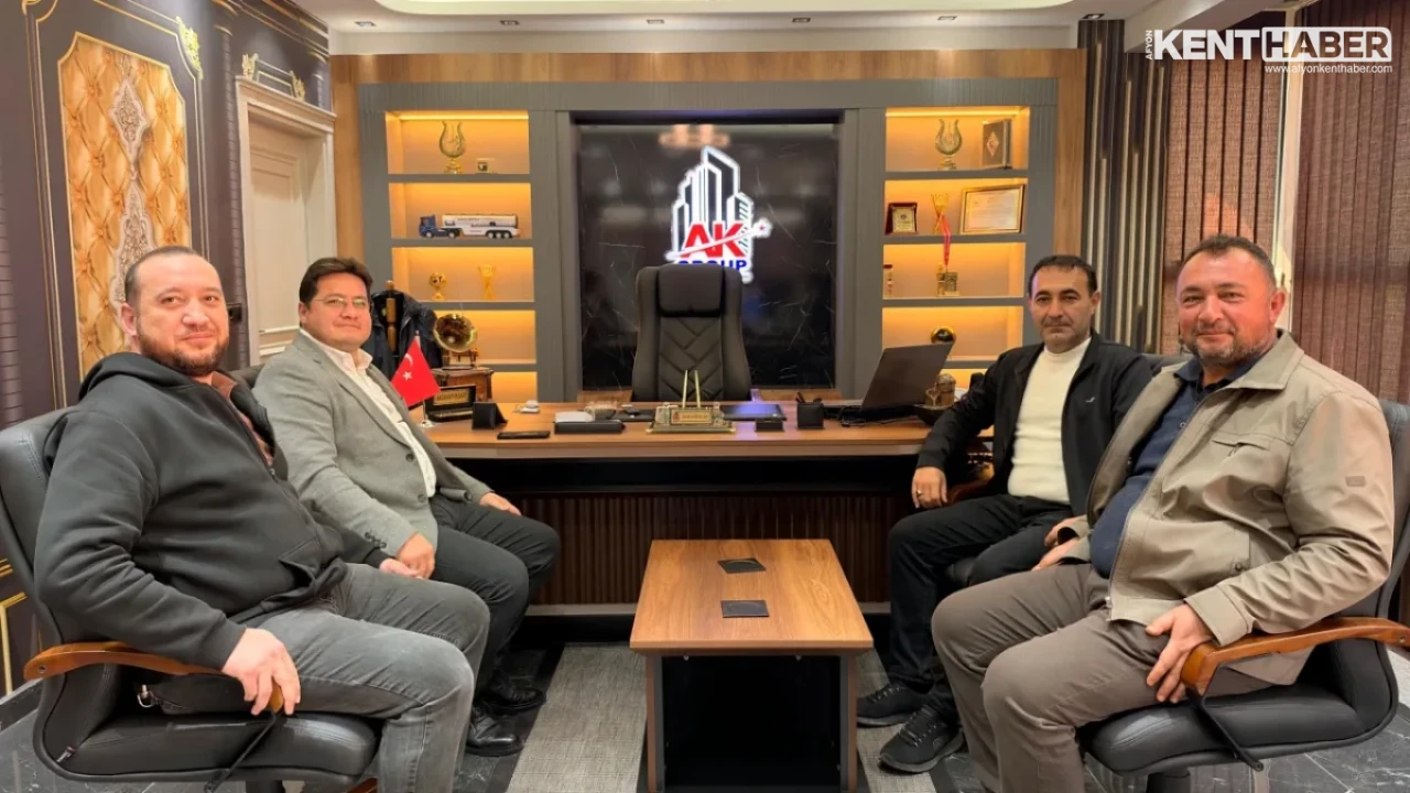Bolvadin Belediye Başkanı Derviş Aynacı’dan AK Group İşletmesine Esnaf Ziyareti