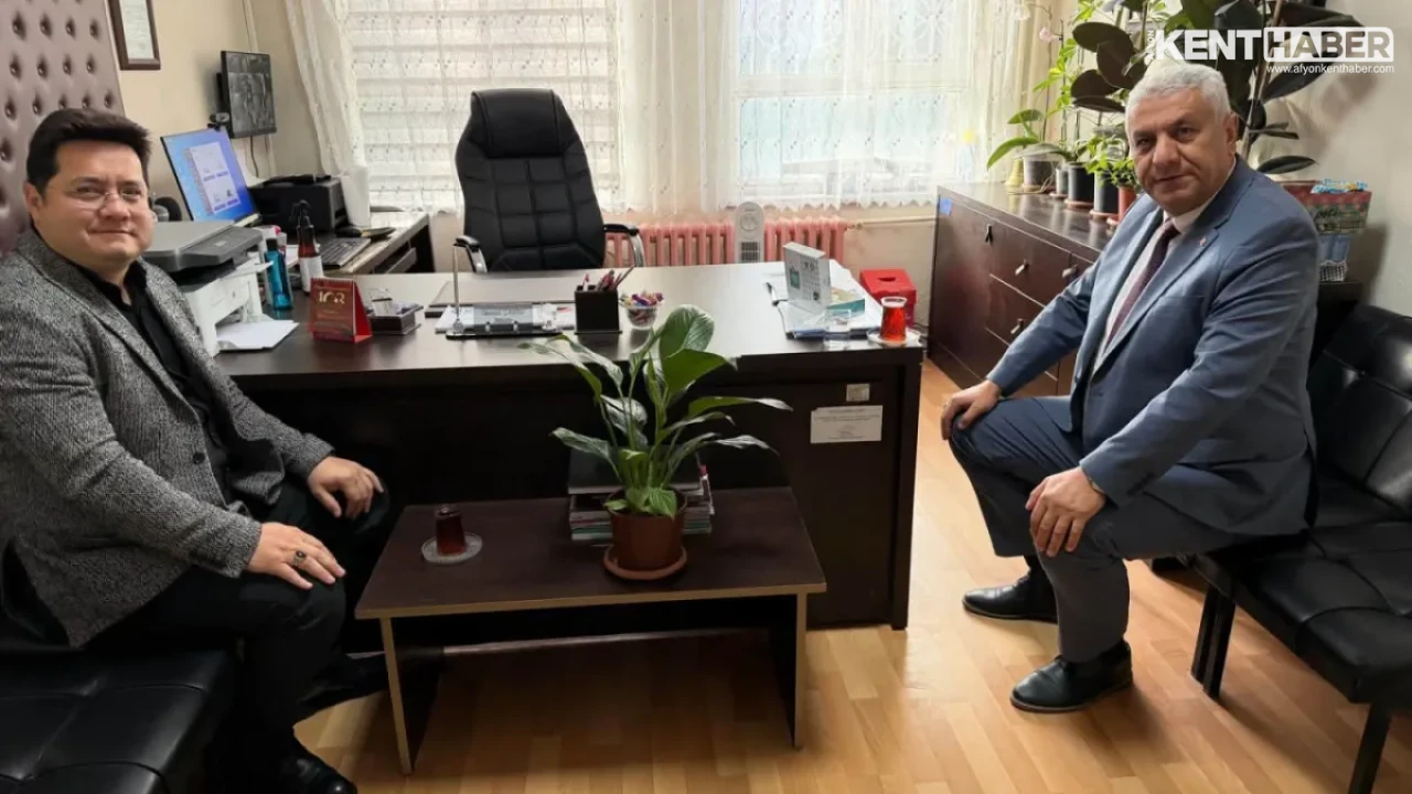 Bolvadin Belediye Başkanı Derviş Aynacı’dan Fatih Sultan Mehmet İlkokulu’na Ziyaret