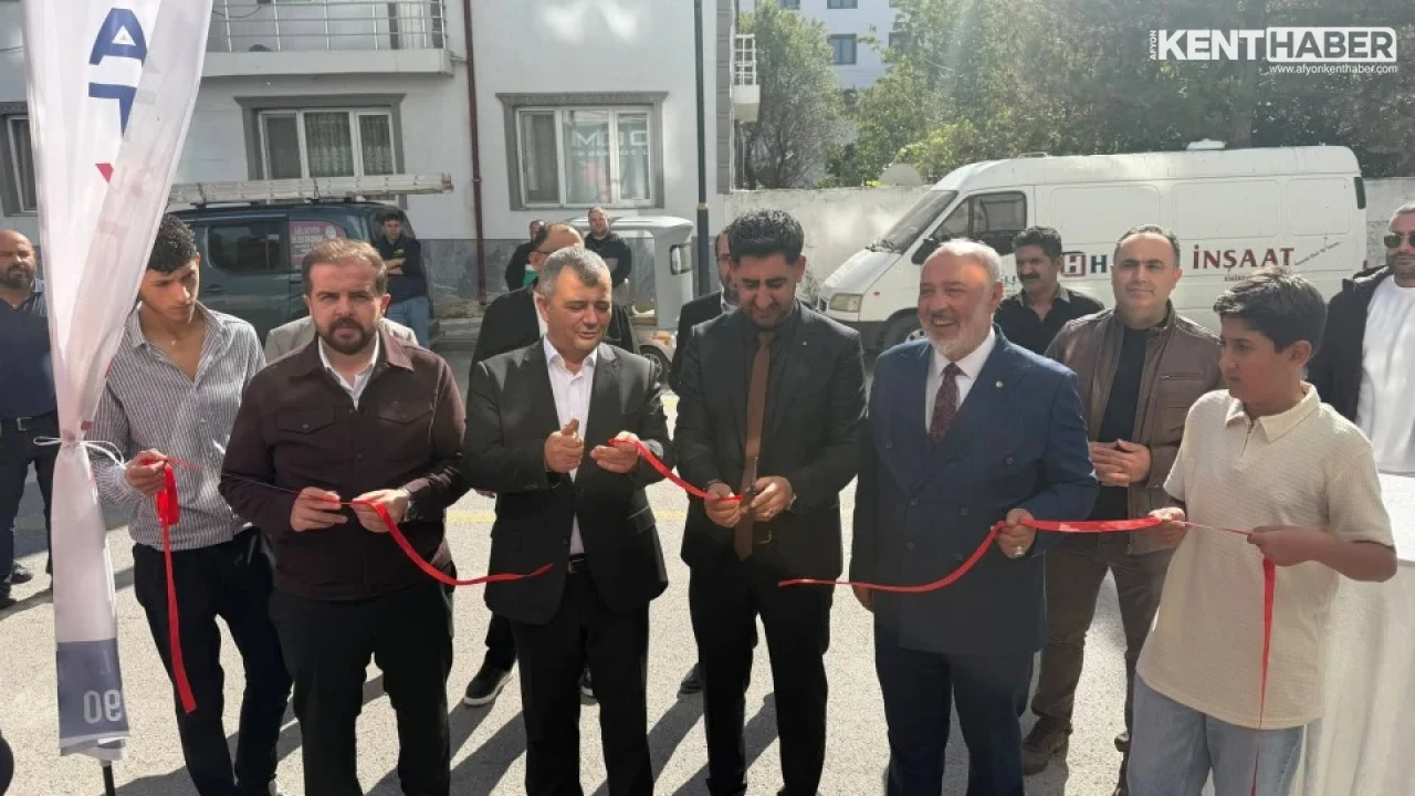 Emirdağ'da Hırslı İnşaat ve Showroom Törenle Hizmete Açıldı - Detay Görsel 1