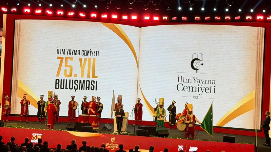 Bolvadin Belediye Başkanımız Derviş AYNACI İstanbul'da İlim Yayma Cemiyeti'nin 75.Yıl Dönümü Münasebetiyle Düzenlenen Programa... - Görsel 5