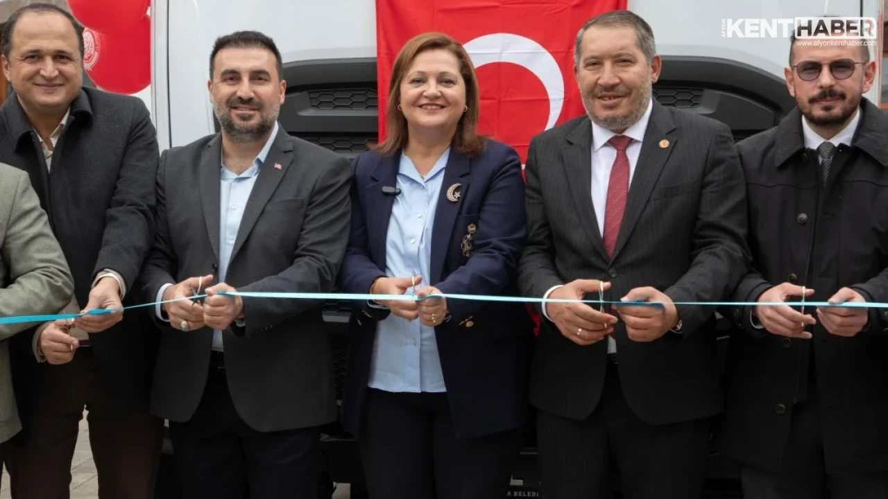 Afyonkarahisar Belediyesi Araç Filosunu Güçlendirdi: Yeni Temizlik Araçları Hizmete Alındı - Detay Görsel 2
