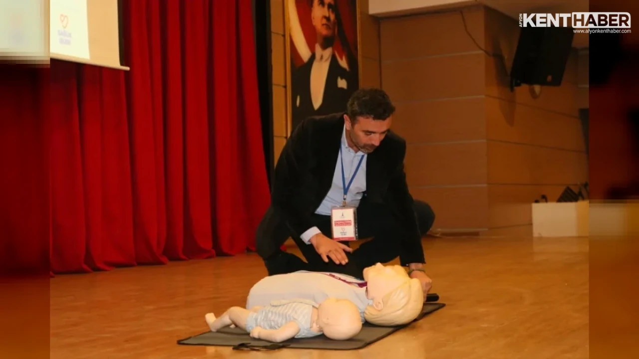 Çiğli Belediyesinden Hayat Kurtaran Adım: Vatandaşlara Kritik İlk Yardım Eğitimi