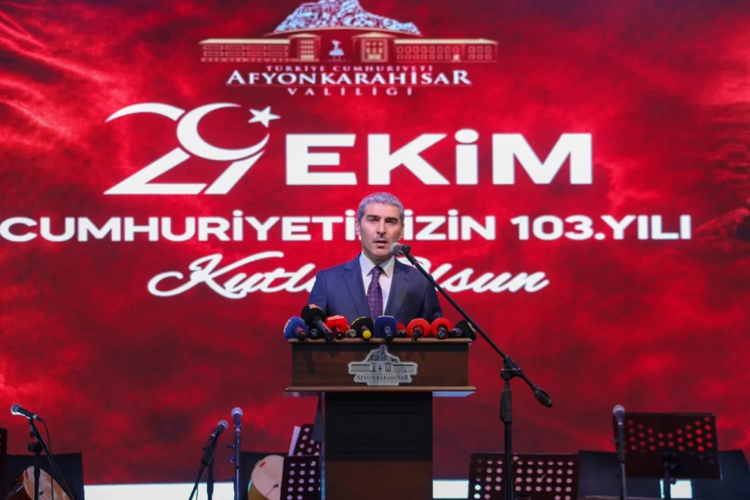 Afyonkarahisar’da Cumhuriyet’in 103. Yıl Dönümü Coşkuyla Kutlandı - Detay Görsel 2