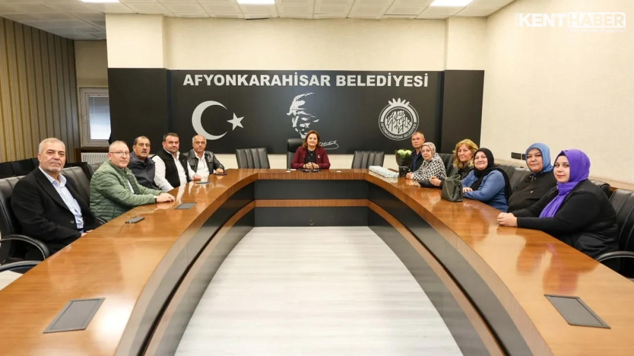 Afyonkarahisar Belediye Başkanı Burcu Köksal Mahalle Muhtarlarıyla Bir Araya Geldi - Detay Görsel 2
