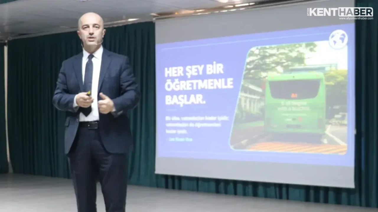 Şuhut’ta Eğitime İlham Veren Buluşma: İGEDER Başkanı İdris Topçuoğlu Öğretmenlerle Buluştu