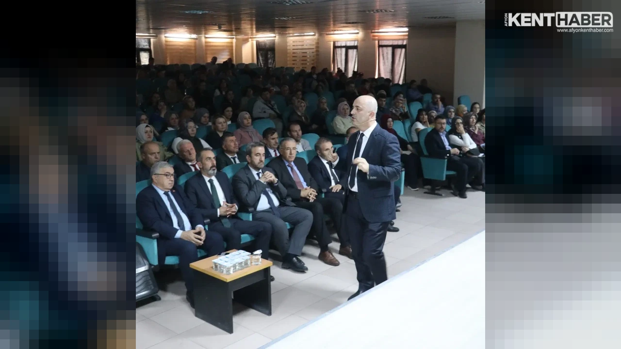 Şuhut'ta Eğitime İlham Veren Buluşma: İGEDER Başkanı İdris Topçuoğlu Öğretmenlerle Buluştu - Detay Görsel 4