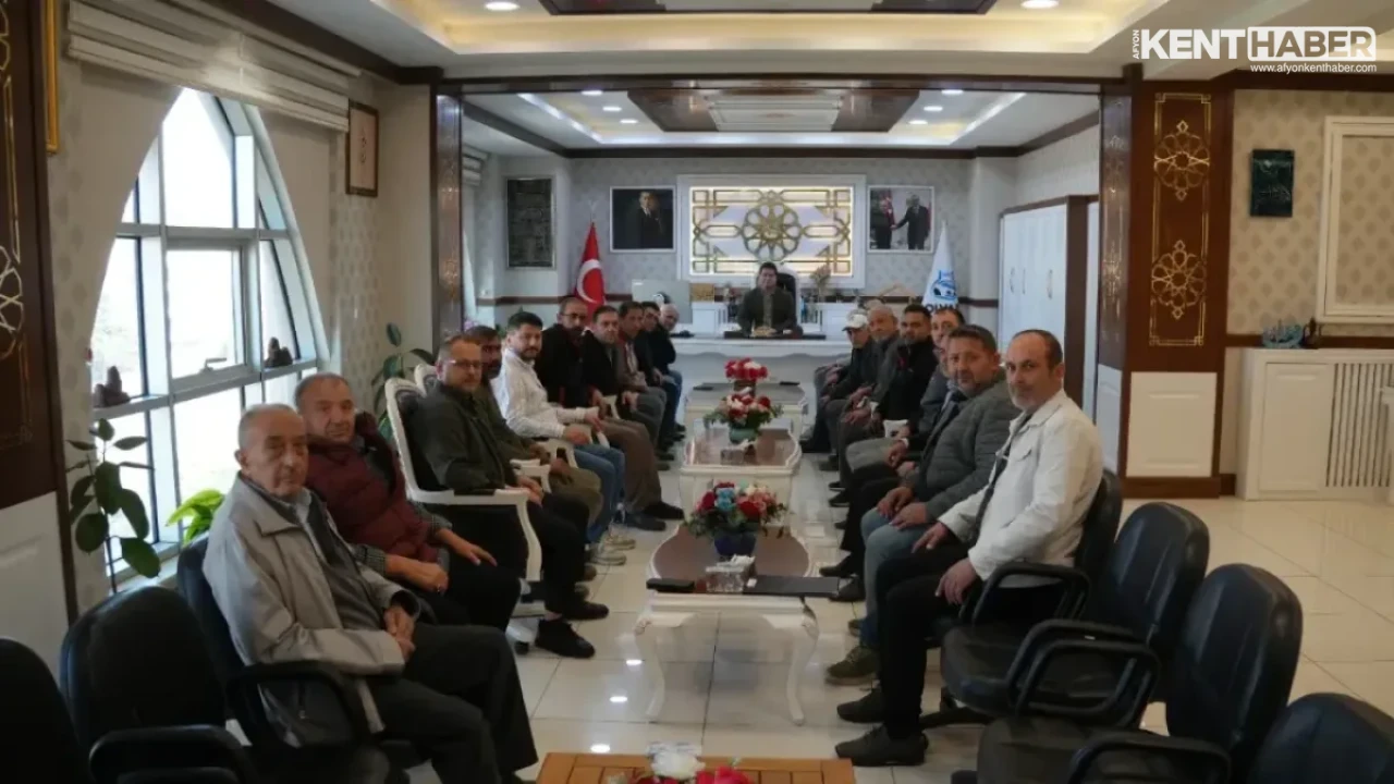Bolvadin Küçük Sanayi Sitesi Esnafından Başkan Aymacı’ya Ziyaret