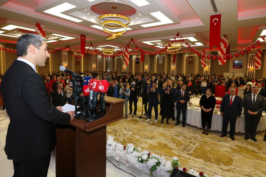 Afyonkarahisar'da Cumhuriyet Bayramı Kabul Töreni Coşkuyla Gerçekleştirildi - Detay Görsel 2