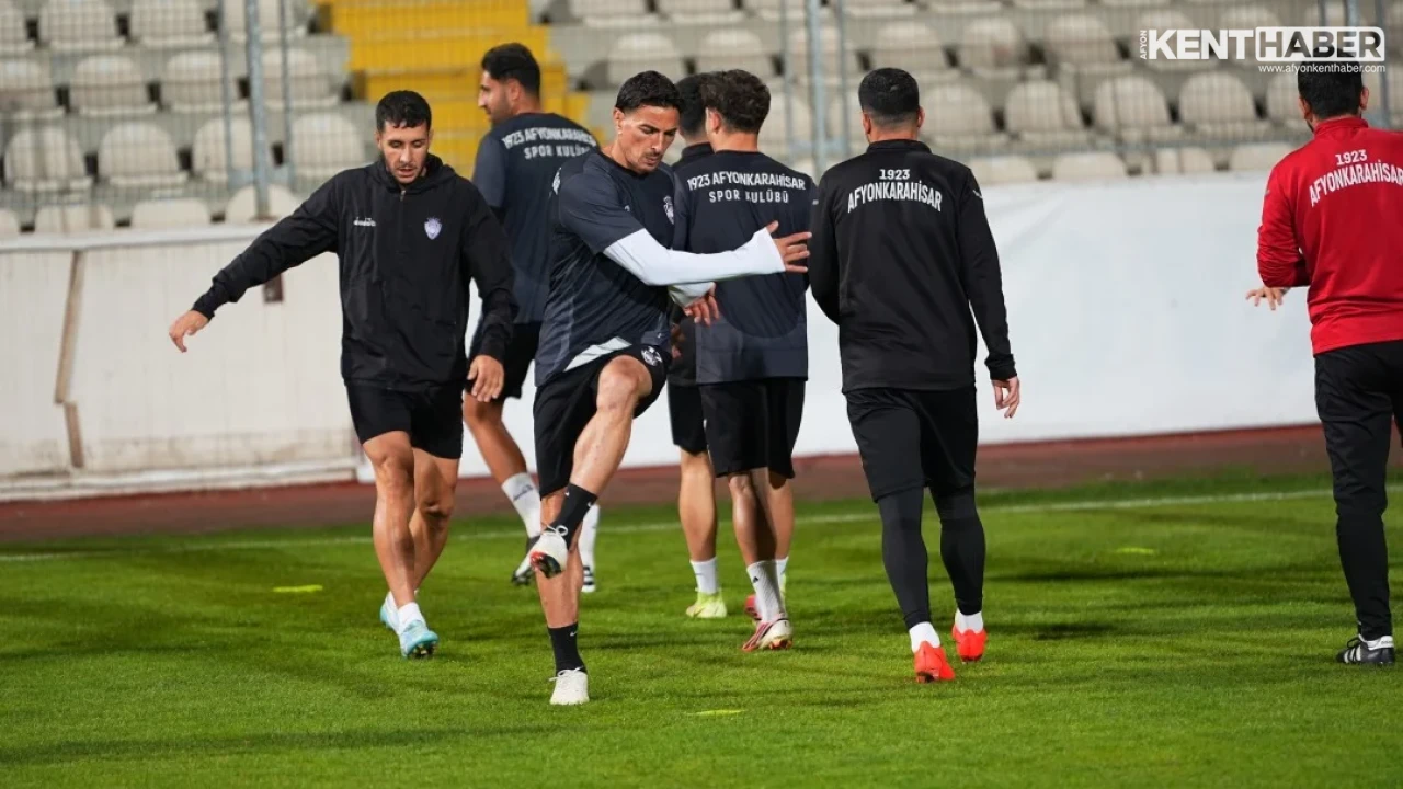 1923 Afyonkarahisarspor'dan Ziraat Türkiye Kupası İçin Sıkı Antrenman - Detay Görsel 2