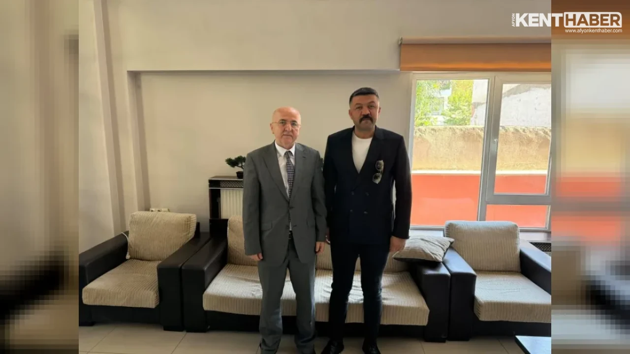 Afyonkarahisar Ülkü Ocakları Başkanı Mesut Çetinkaya’dan ASMMO Başkanı Erdal Sayar’a Taziye Ziyareti
