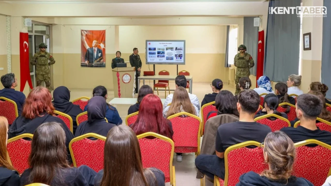 Kara Kuvvetleri Komutanlığı'ndan Öğrencilere Yönelik Kapsamlı Mesleki Tanıtım Faaliyeti - Detay Görsel 2