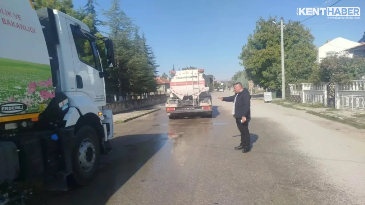Bolvadin Gölbaşı Mahallesi’nde Kapsamlı Temizlik Seferberliği Başlatıldı