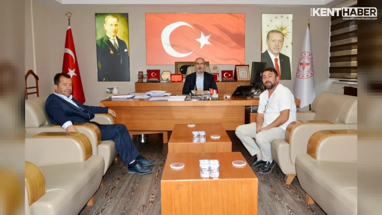Afyonkarahisar İl Sağlık Müdürü Dr. Hakkı Öztürk, Emirdağlı Muhtarları Ağırladı